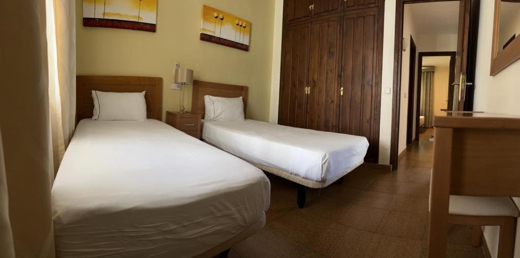 Riviera Del Mar Apartment Sitio de Calahonda ภายนอก รูปภาพ