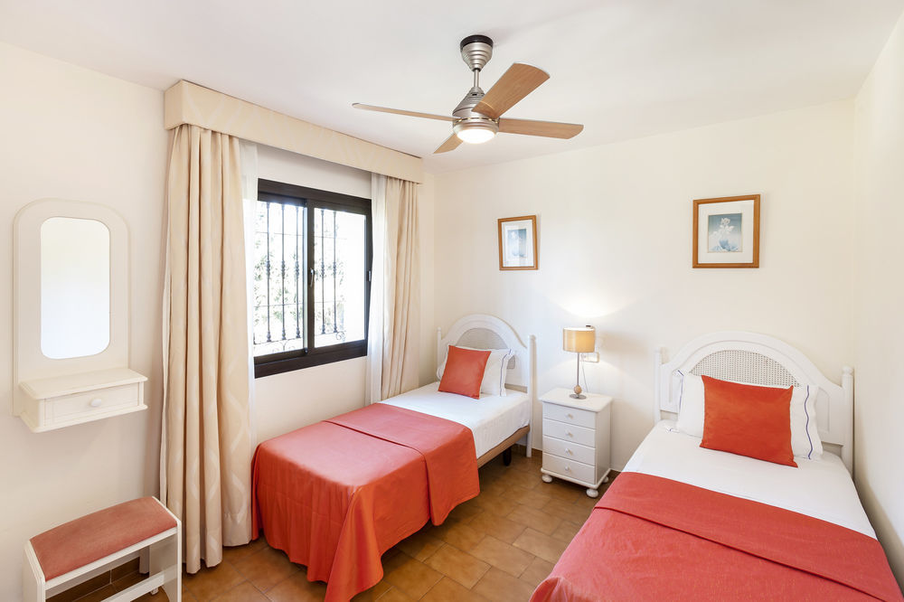 Riviera Del Mar Apartment Sitio de Calahonda ภายนอก รูปภาพ
