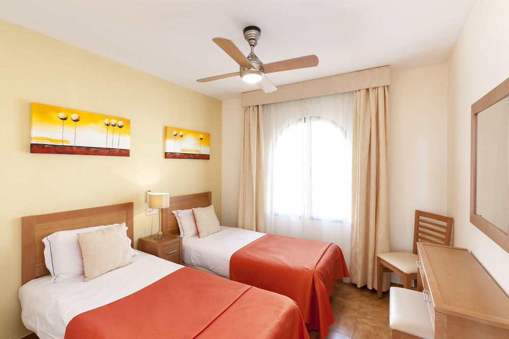 Riviera Del Mar Apartment Sitio de Calahonda ภายนอก รูปภาพ